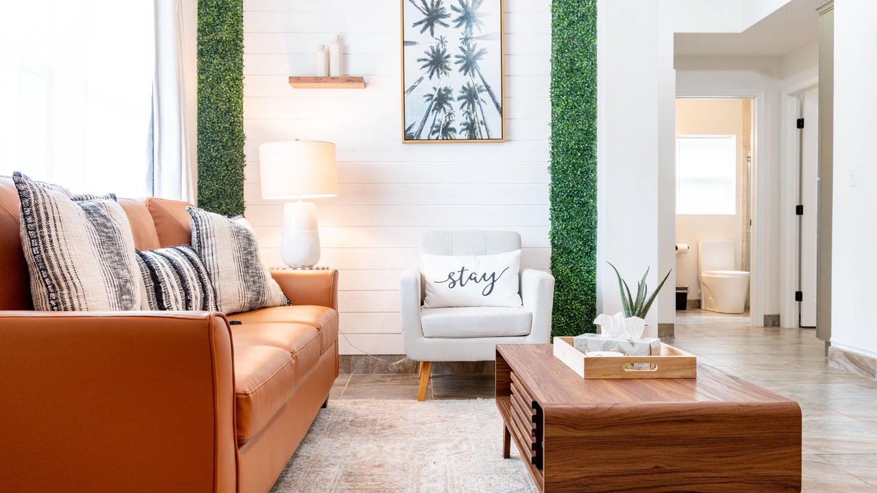 Photo of Livingroom in Crescent Beach