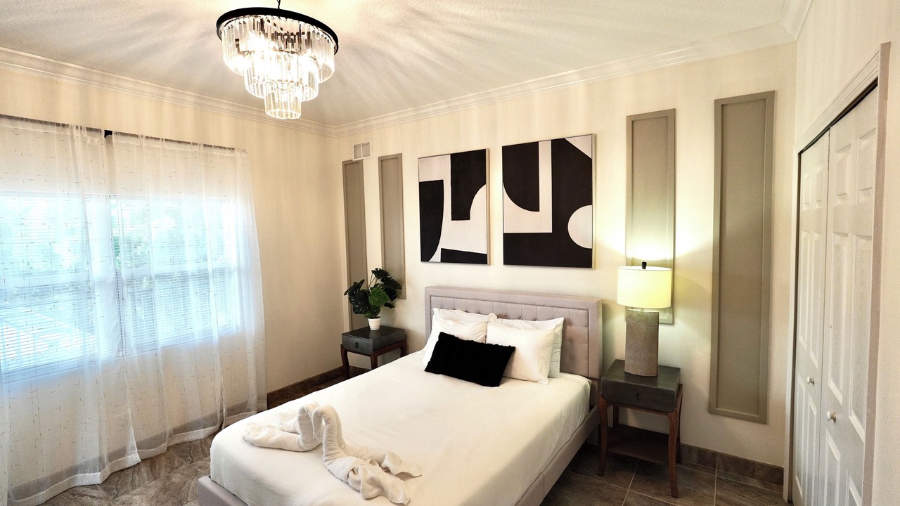 Photo of Bedroom in Crescent Beach
