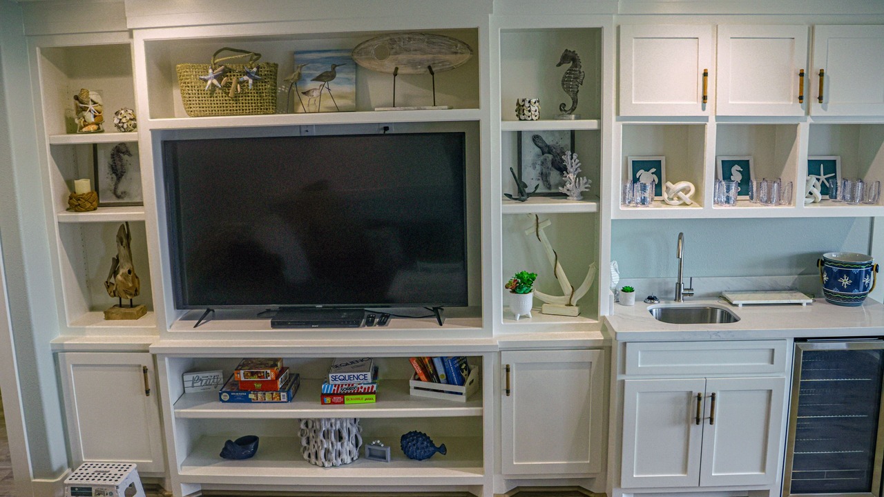 Photo of Bedroom in Crystal Beach