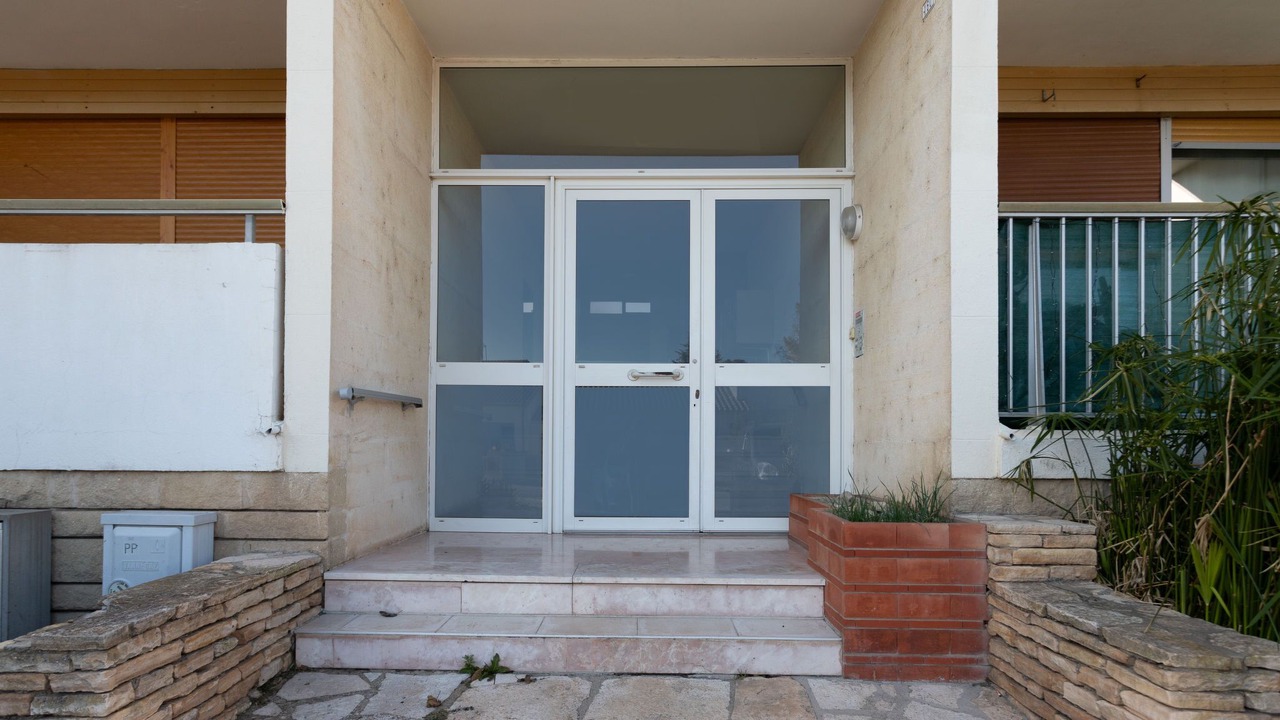 Photo of Others in Lunel