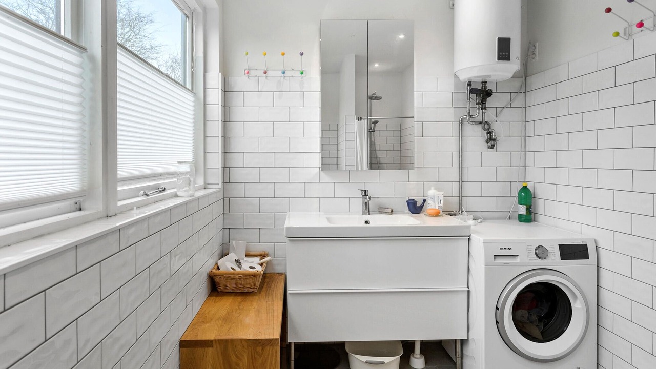 Photo of Bathroom in Mern