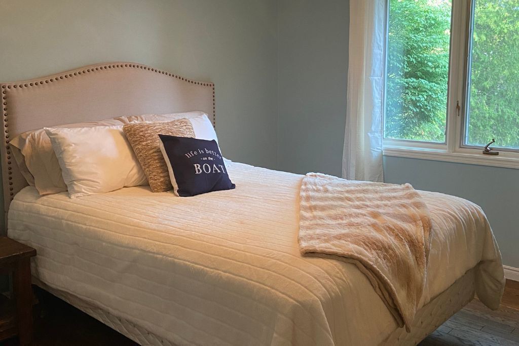 Photo of Bedroom in Plympton-Wyoming