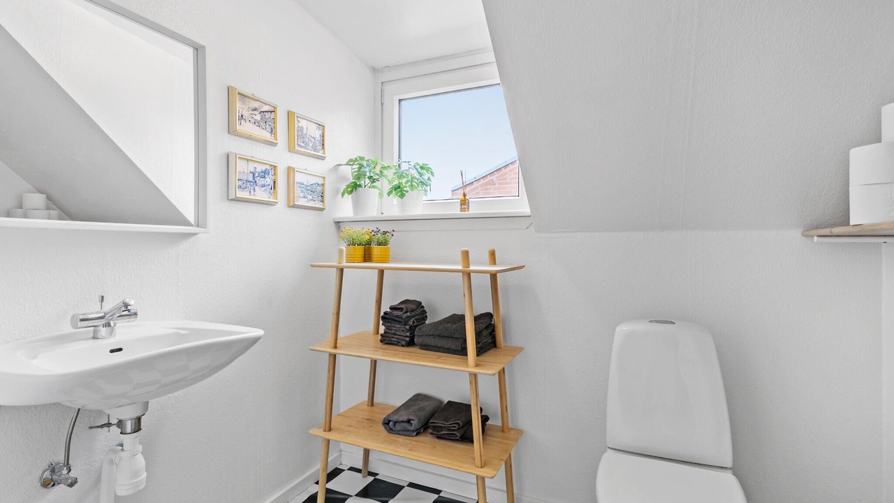Photo of Bathroom in Logstor