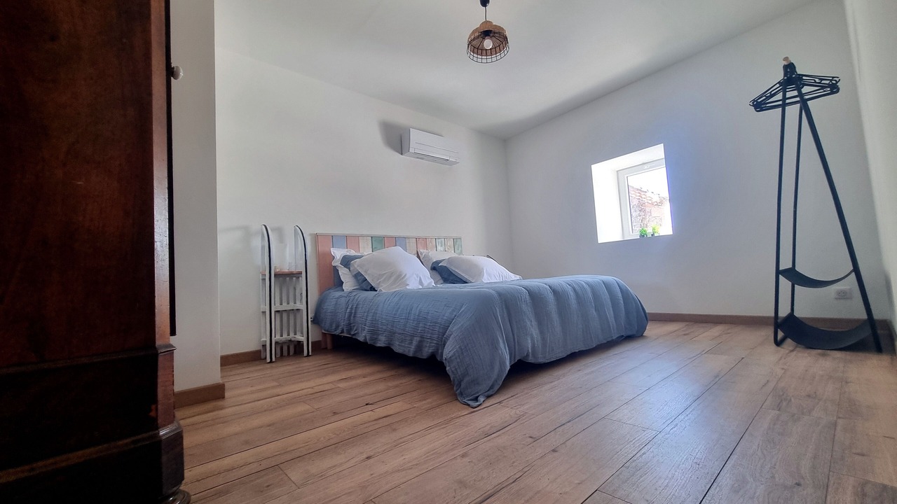Photo of Bedroom in Siaugues-Sainte-Marie
