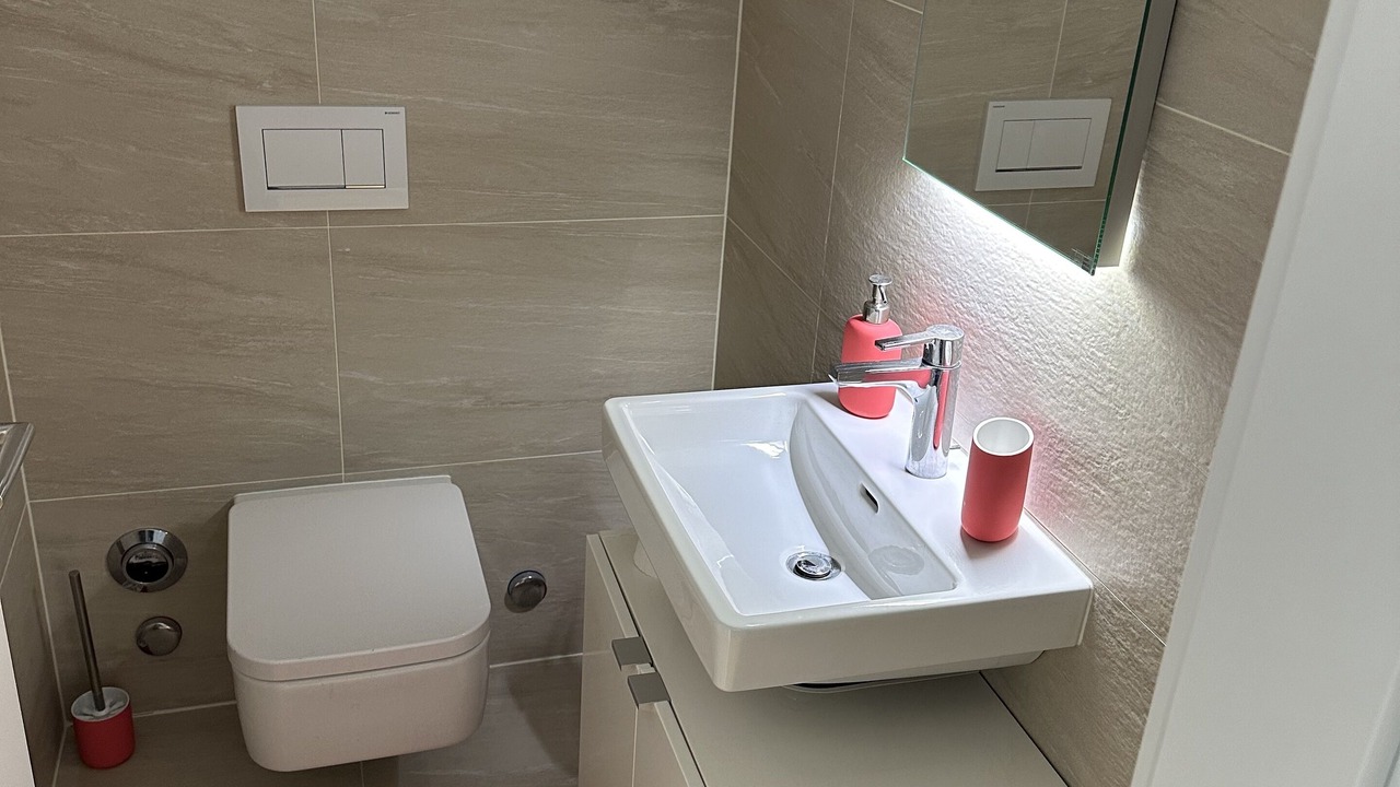 Photo of Bathroom in Vernier