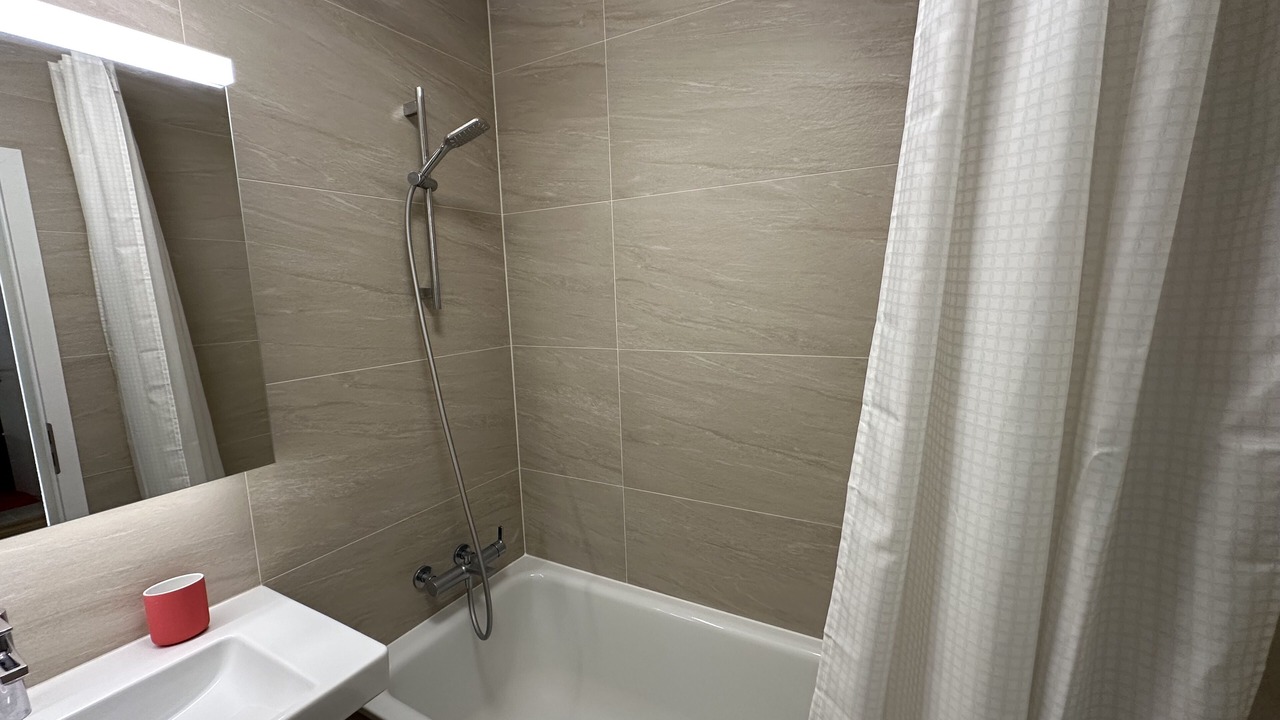 Photo of Bathroom in Vernier