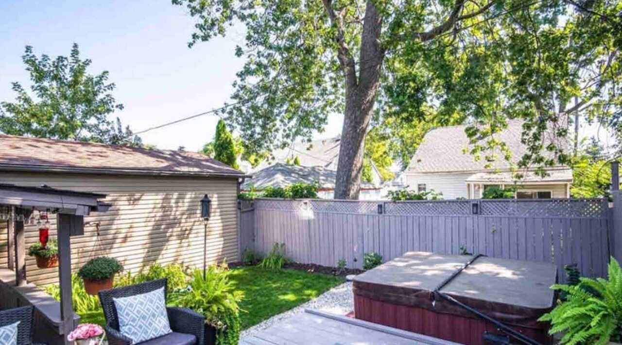 Photo of Outdoor in Hamilton