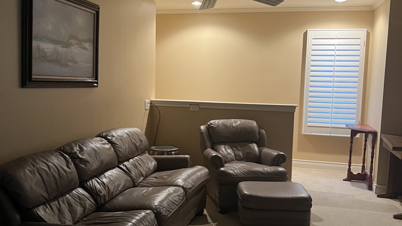 Photo of Livingroom in Horseshoe Bay