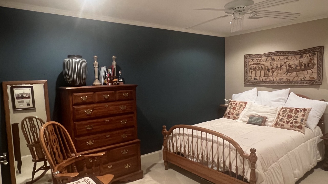 Photo of Bedroom in Horseshoe Bay