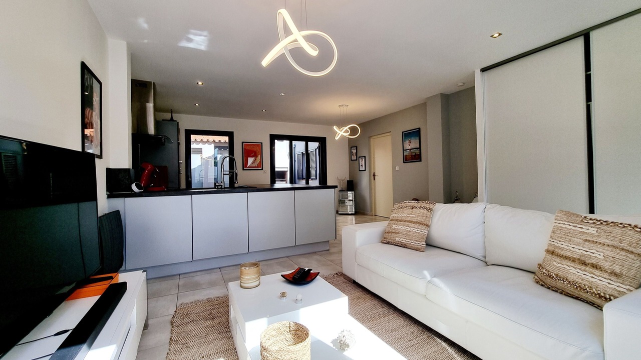 Photo of Livingroom in Mediterranee