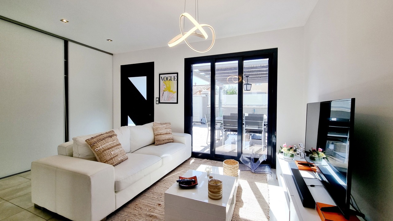 Photo of Livingroom in Mediterranee
