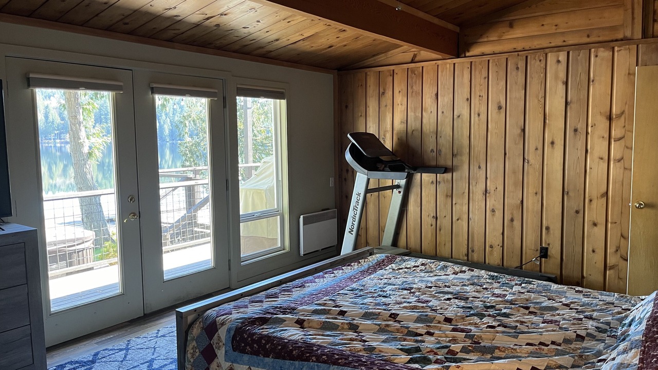 Photo of Others in Lake Roesiger