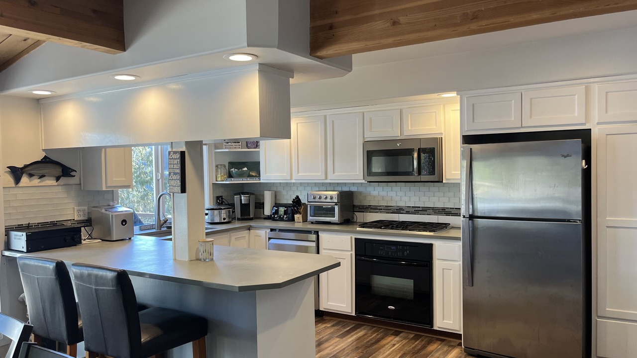 Photo of Kitchen in Lake Roesiger