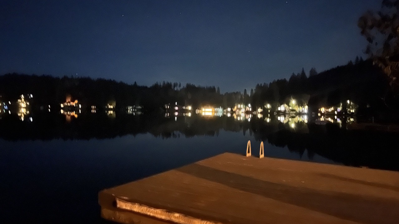 Photo of Others in Lake Roesiger