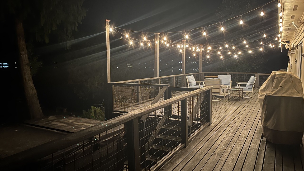 Photo of Patio Balcony in Lake Roesiger
