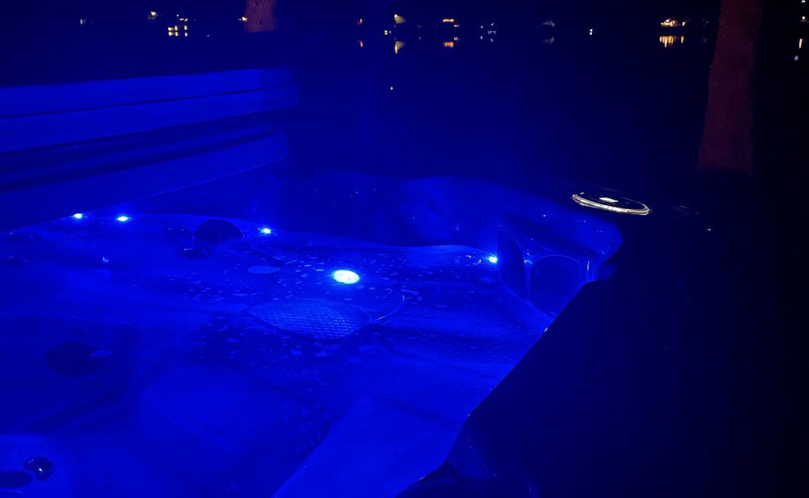 Photo of Others in Lake Roesiger