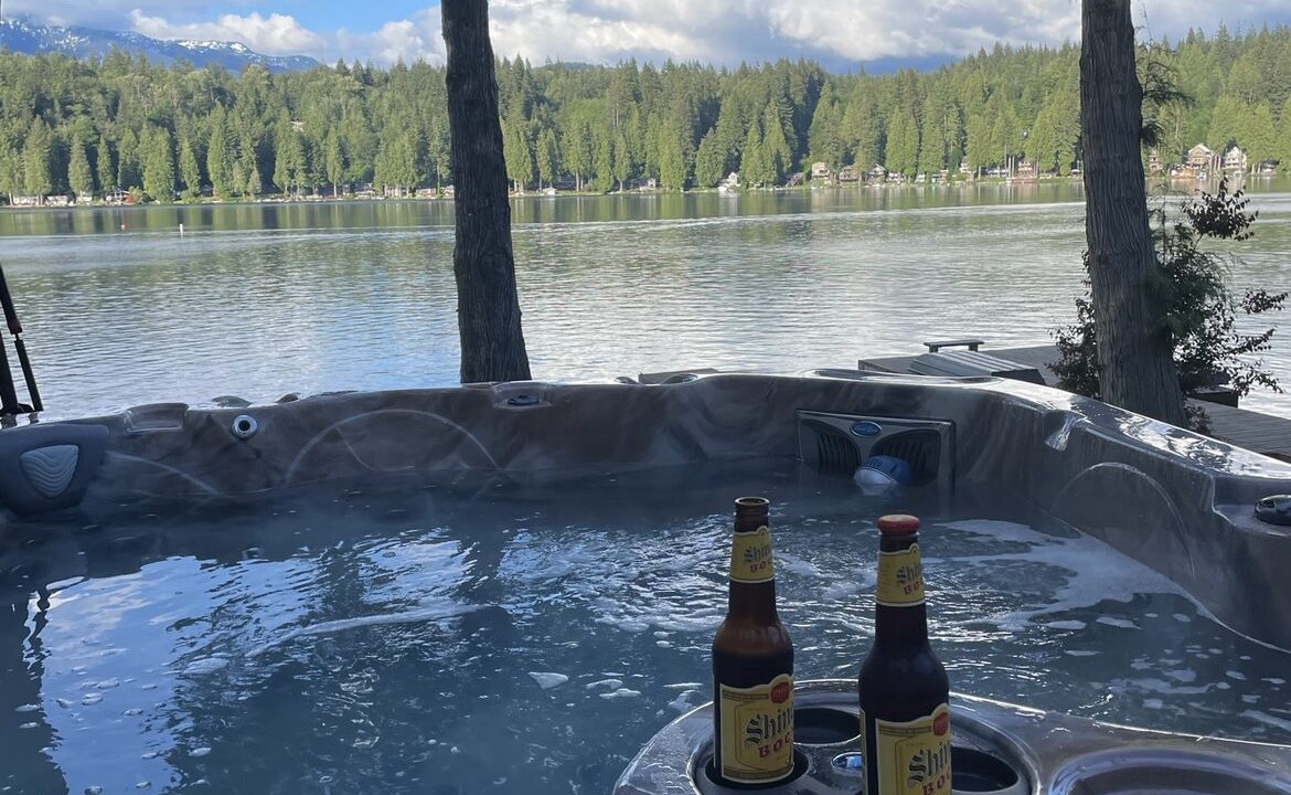 Photo of Others in Lake Roesiger