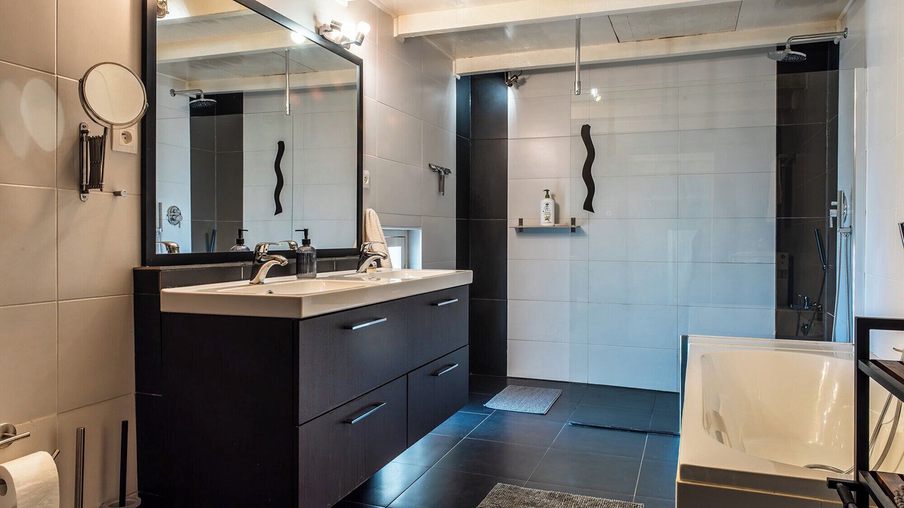 Photo of Bathroom in Salvagnac