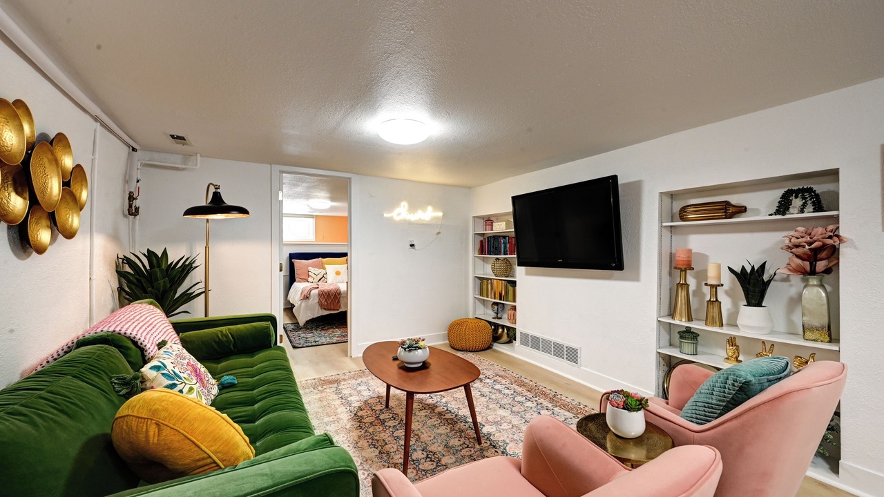 Photo of Livingroom in Hale