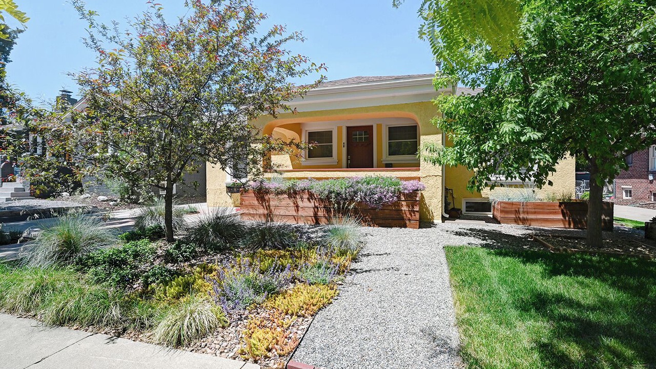 Photo of Outdoor in Hale