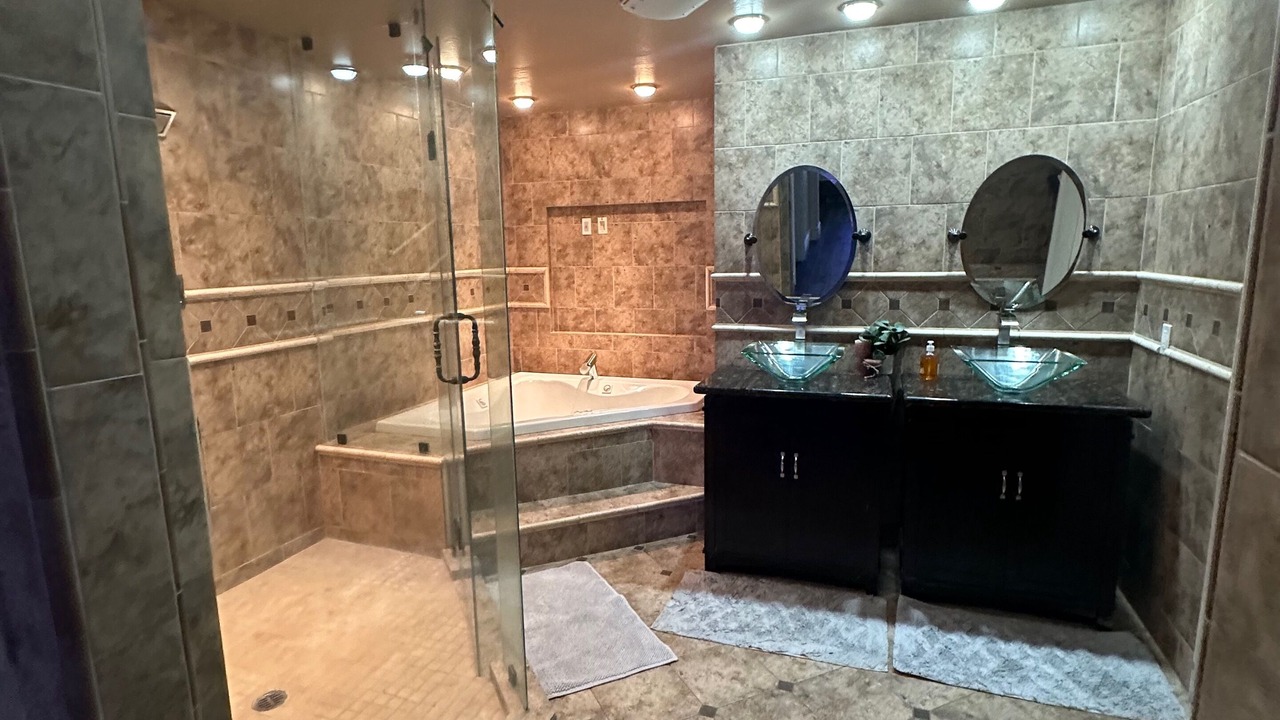 Photo of Bathroom in Canyon Trails