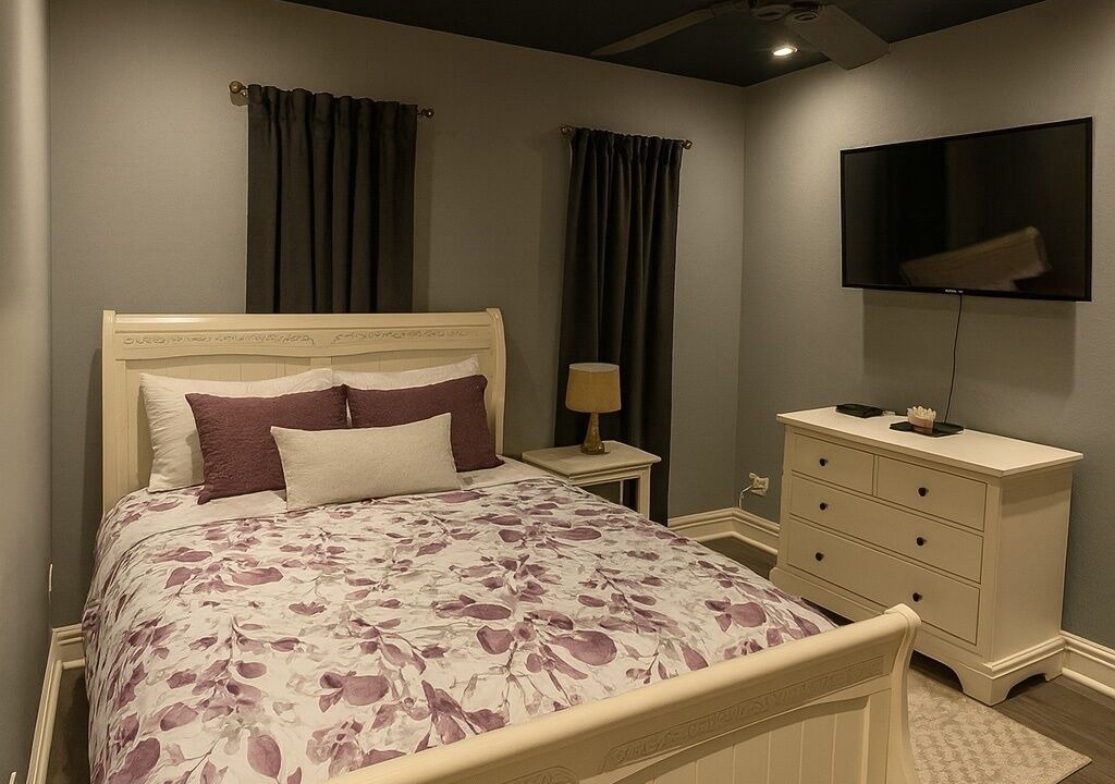 Photo of Bedroom in Canyon Trails