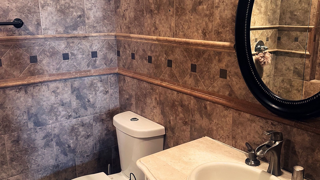 Photo of Bathroom in Canyon Trails