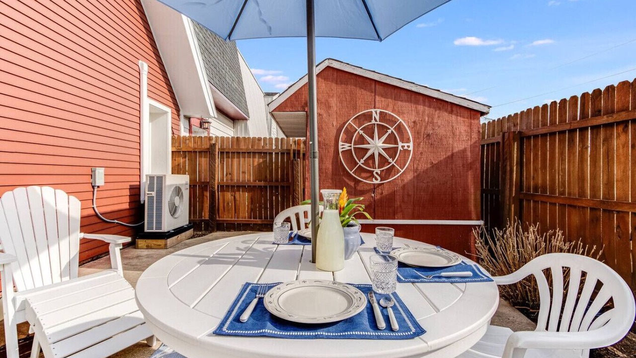 Photo of Others in Historic District