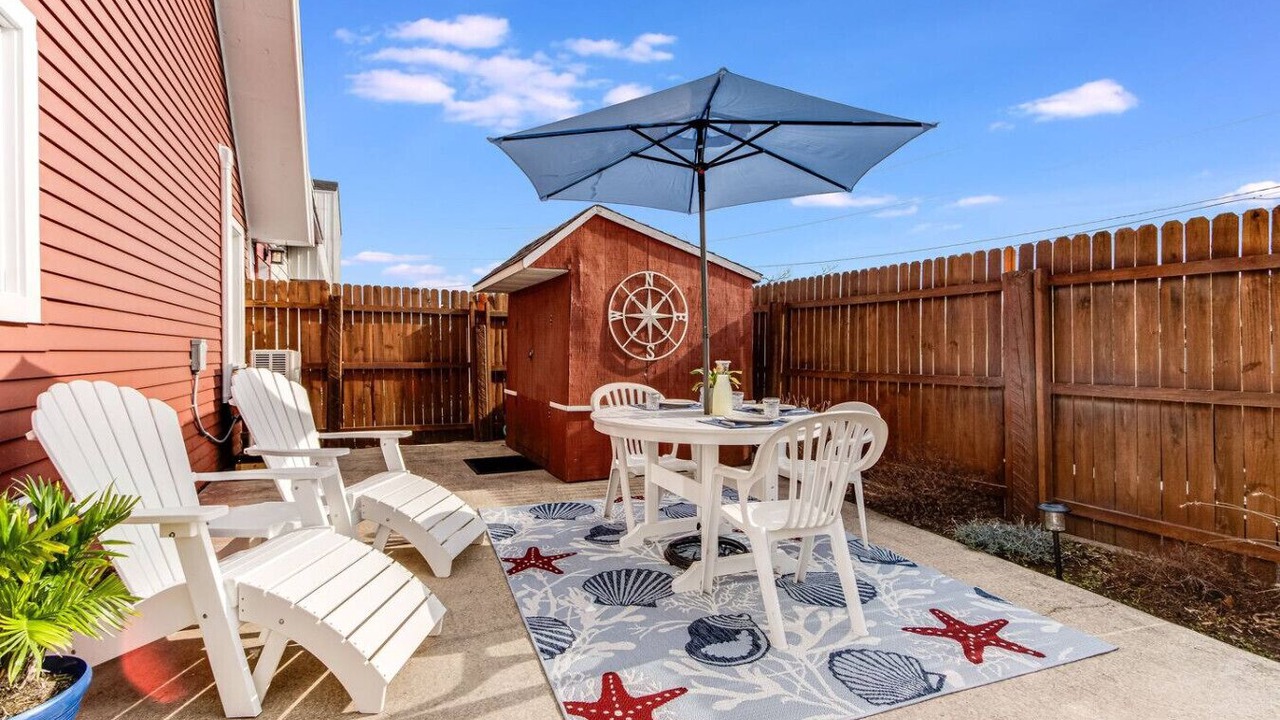 Photo of Others in Historic District