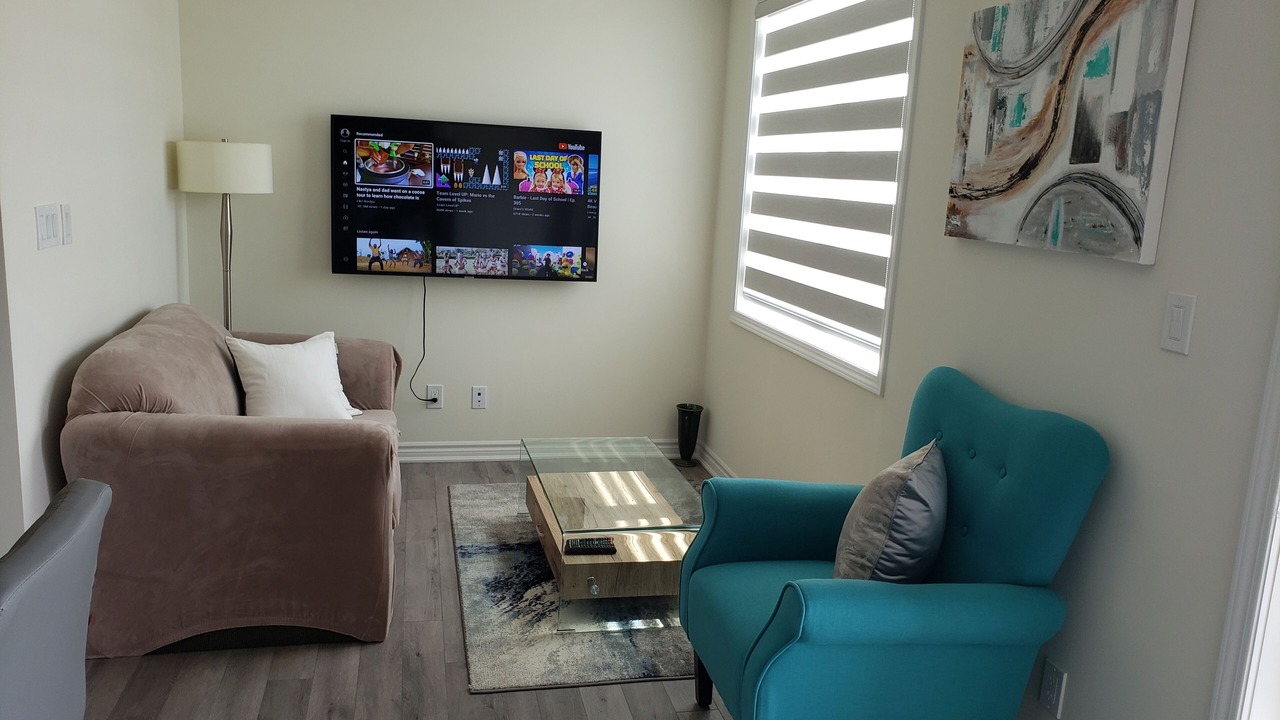 Photo of Livingroom in Mount Pleasant