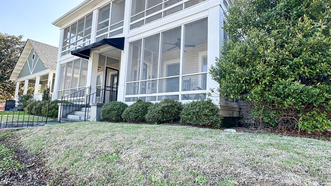 Photo of Outdoor in Laurel