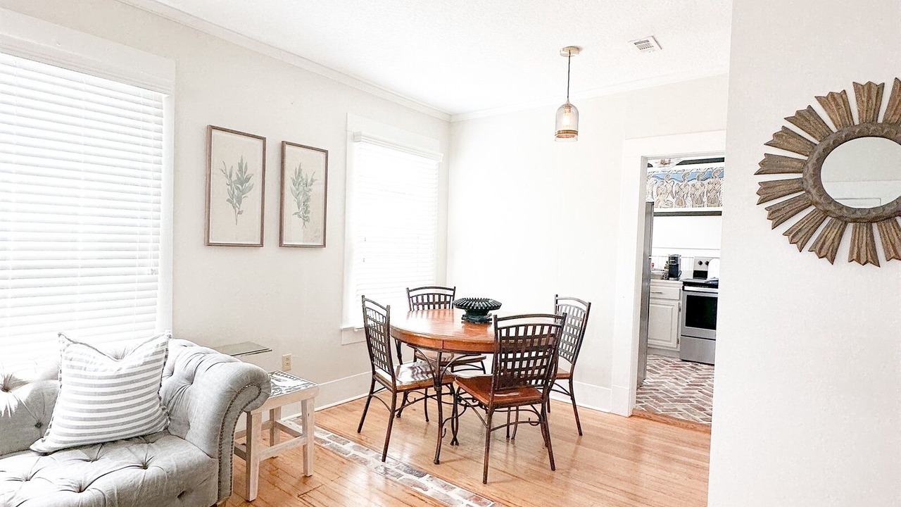 Photo of Bedroom in Laurel