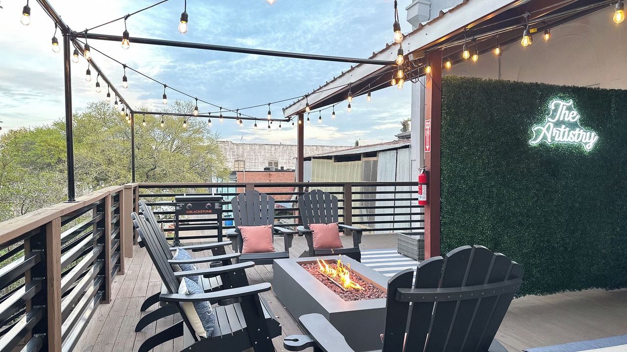 Photo of Patio Balcony in Laurel