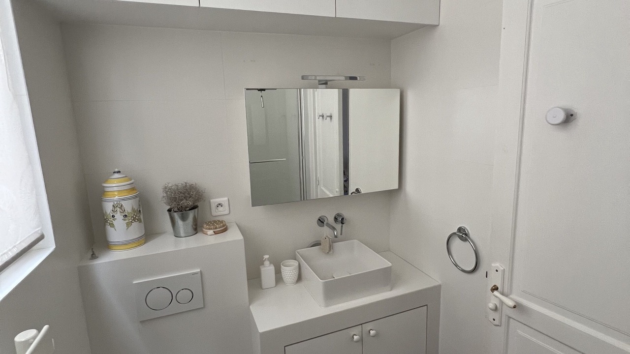 Photo of Bathroom in Quartier de la Plaine-de-Monceaux