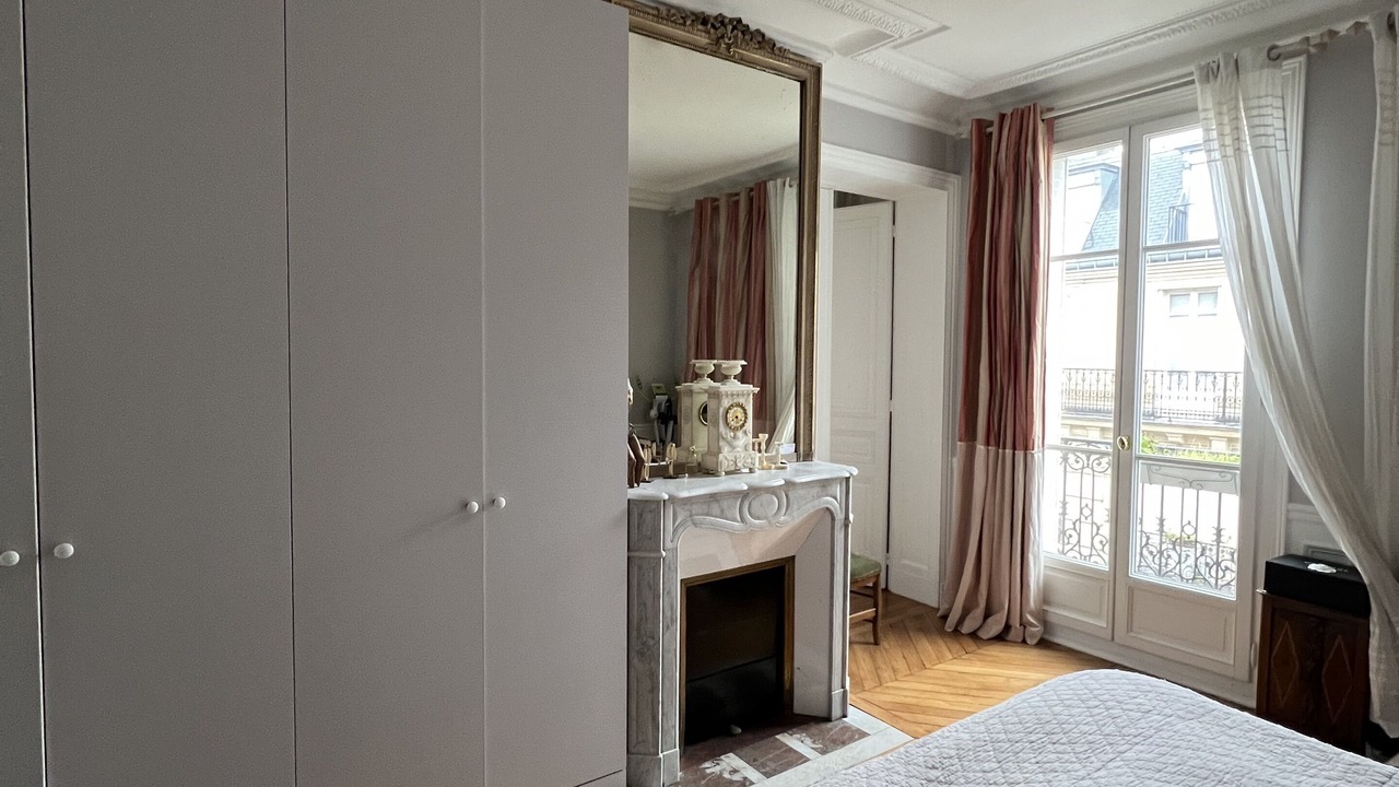 Photo of Bedroom in Quartier de la Plaine-de-Monceaux