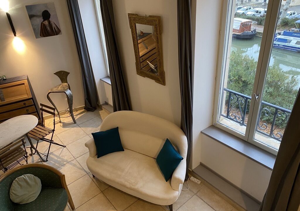 Photo of Livingroom in Anatole France