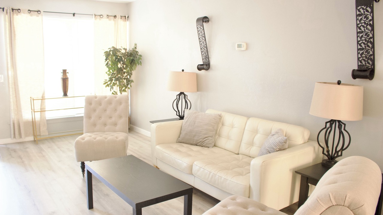 Photo of Livingroom in Central Oklahoma City