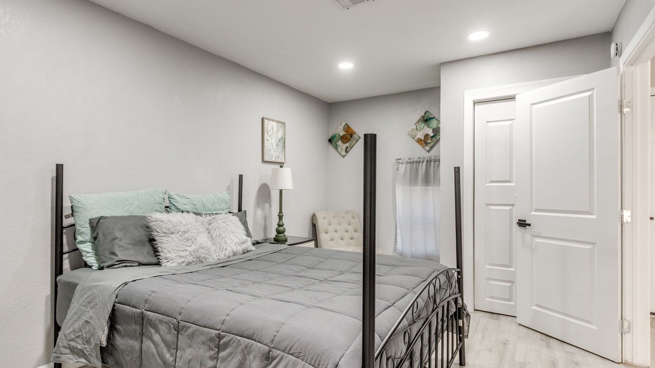 Photo of Bedroom in Central Oklahoma City