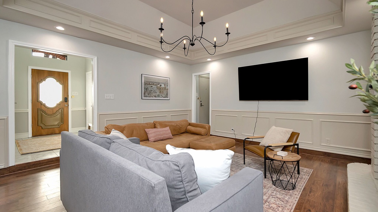 Photo of Livingroom in North Richland Hills