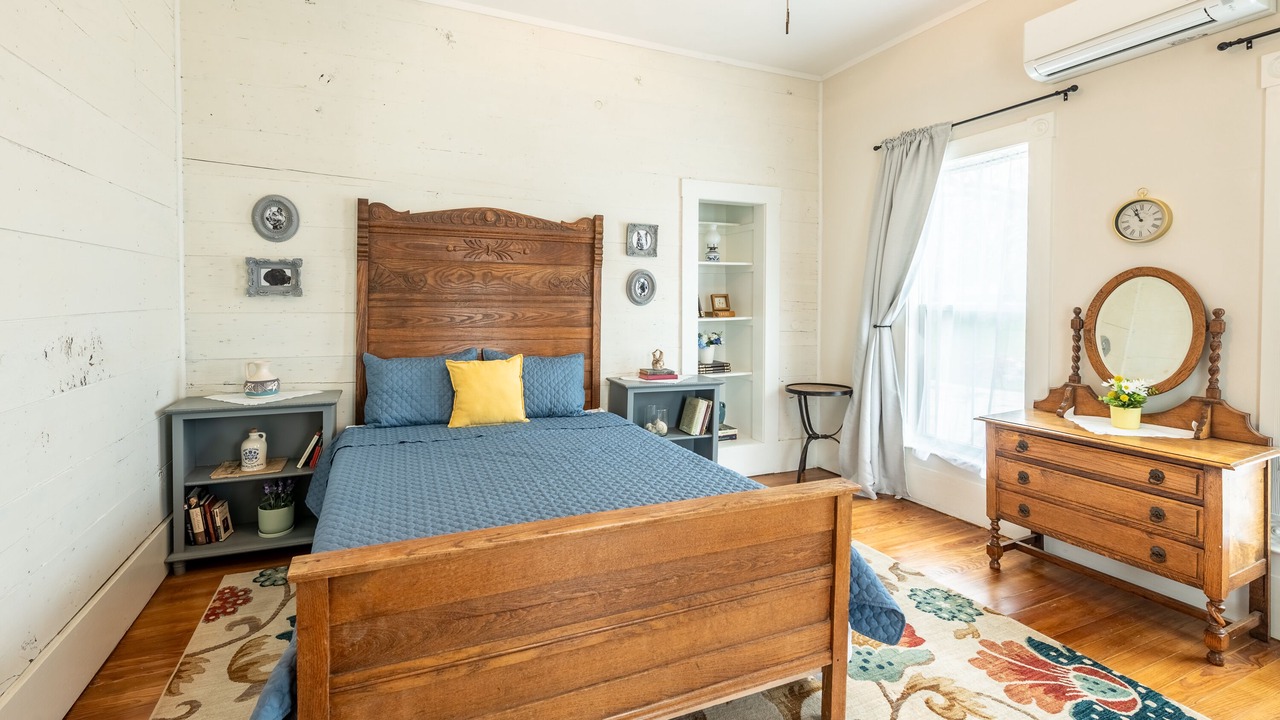Photo of Bedroom in Hico