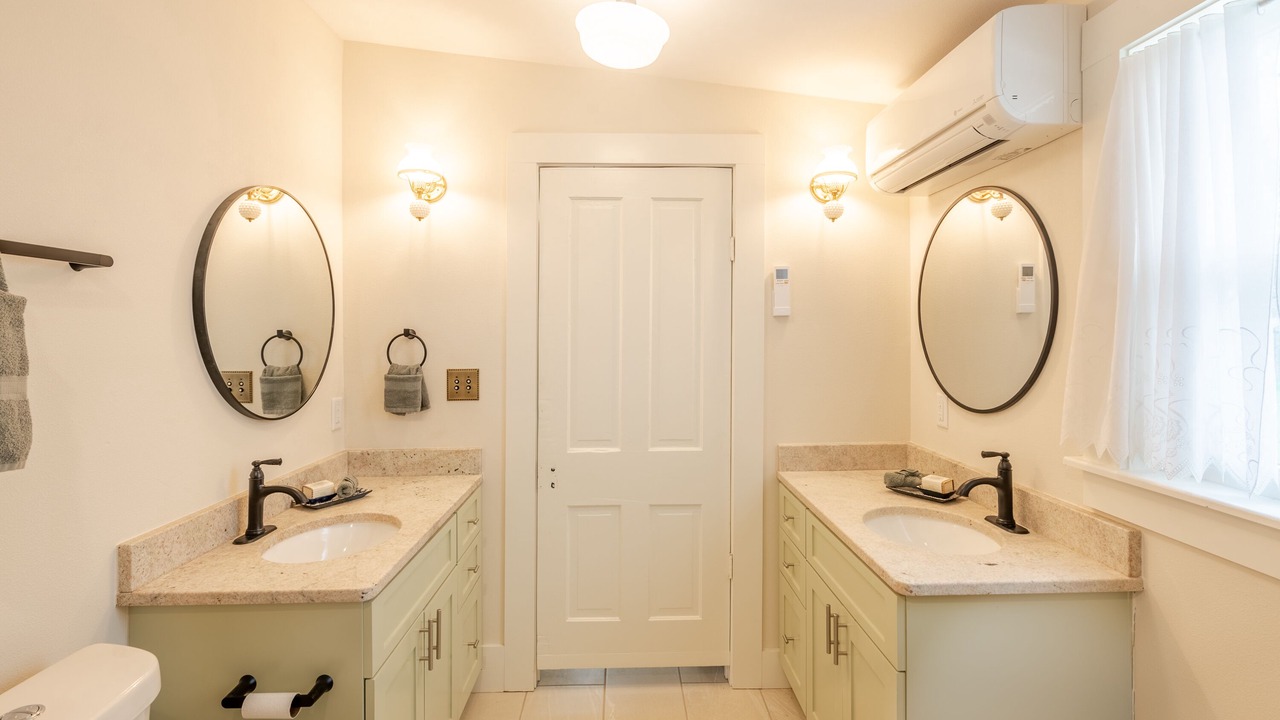 Photo of Bathroom in Hico