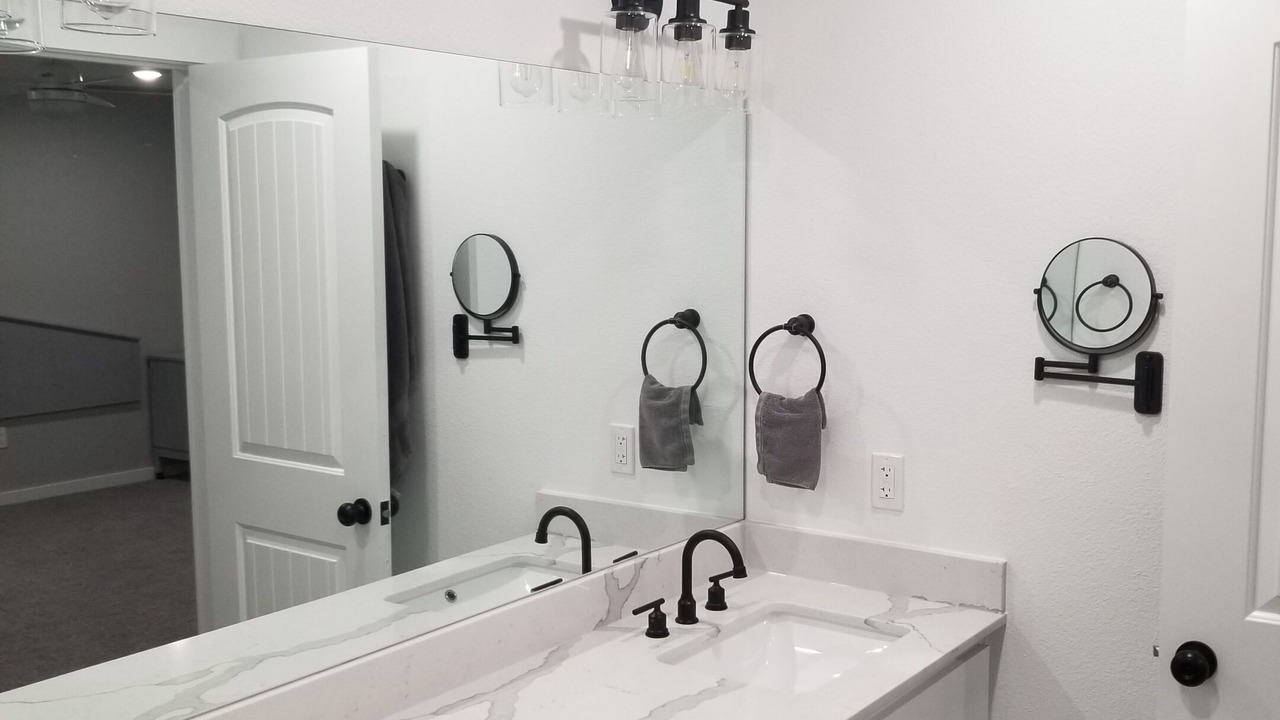 Photo of Bathroom in Morgans Point Resort