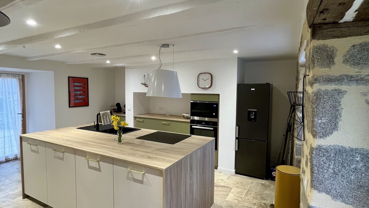 Photo of Kitchen in Pers