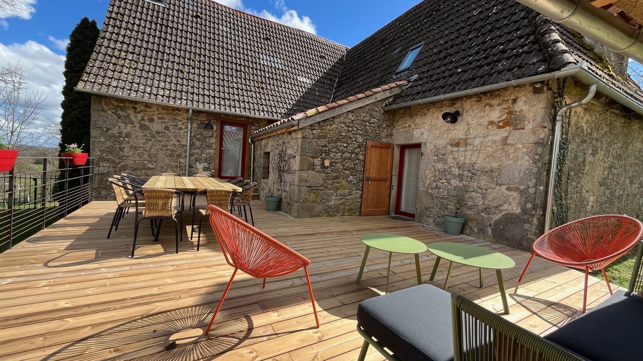 Photo of Outdoor in Pers