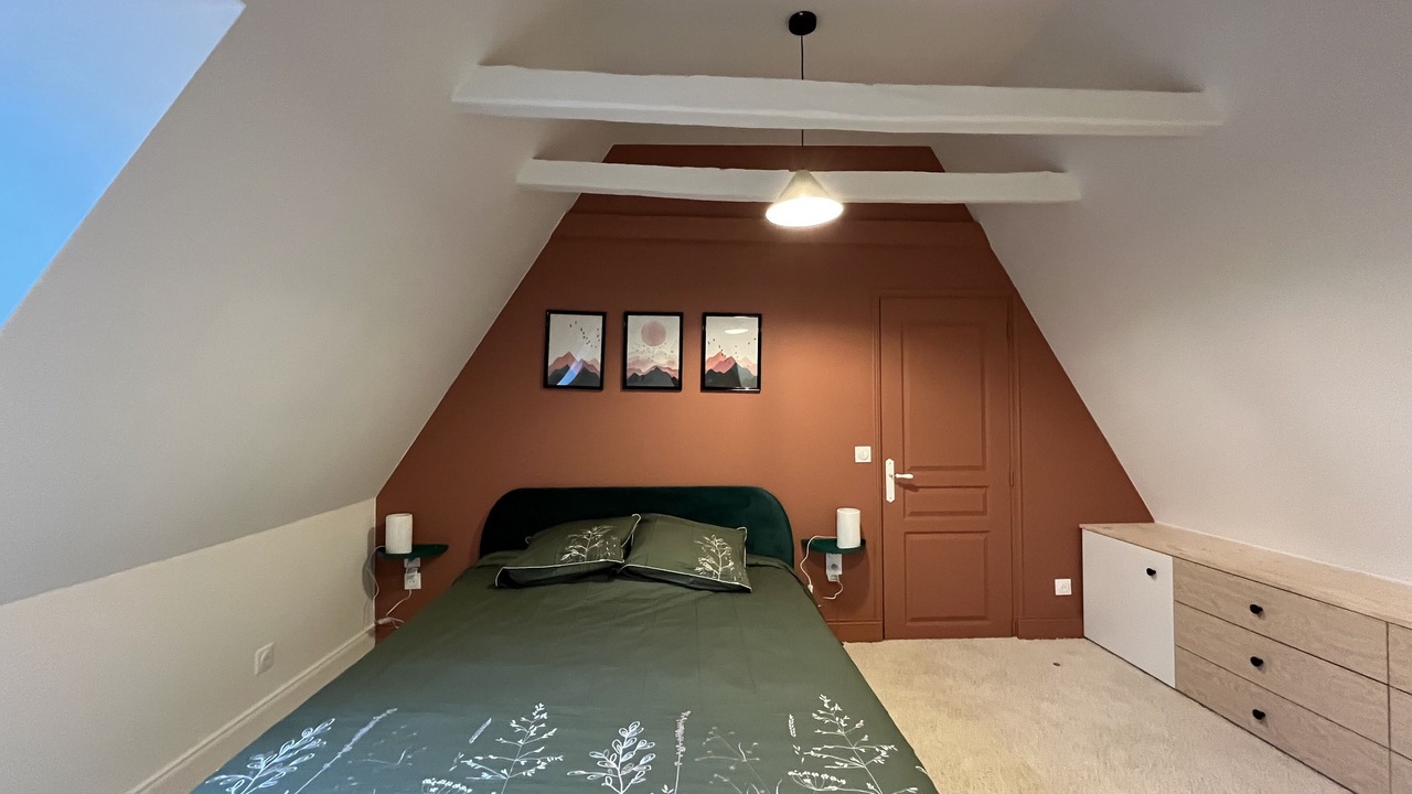 Photo of Bedroom in Pers