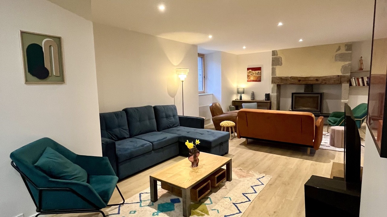 Photo of Livingroom in Pers