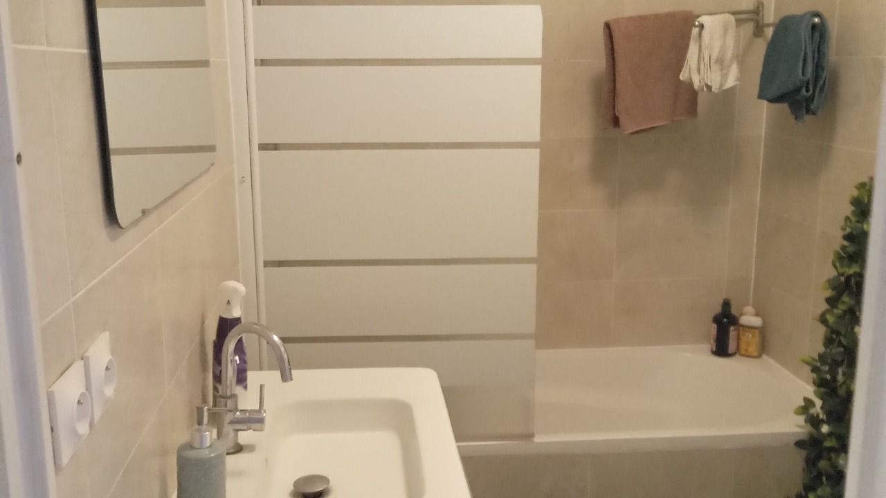 Photo of Bathroom in Houilles