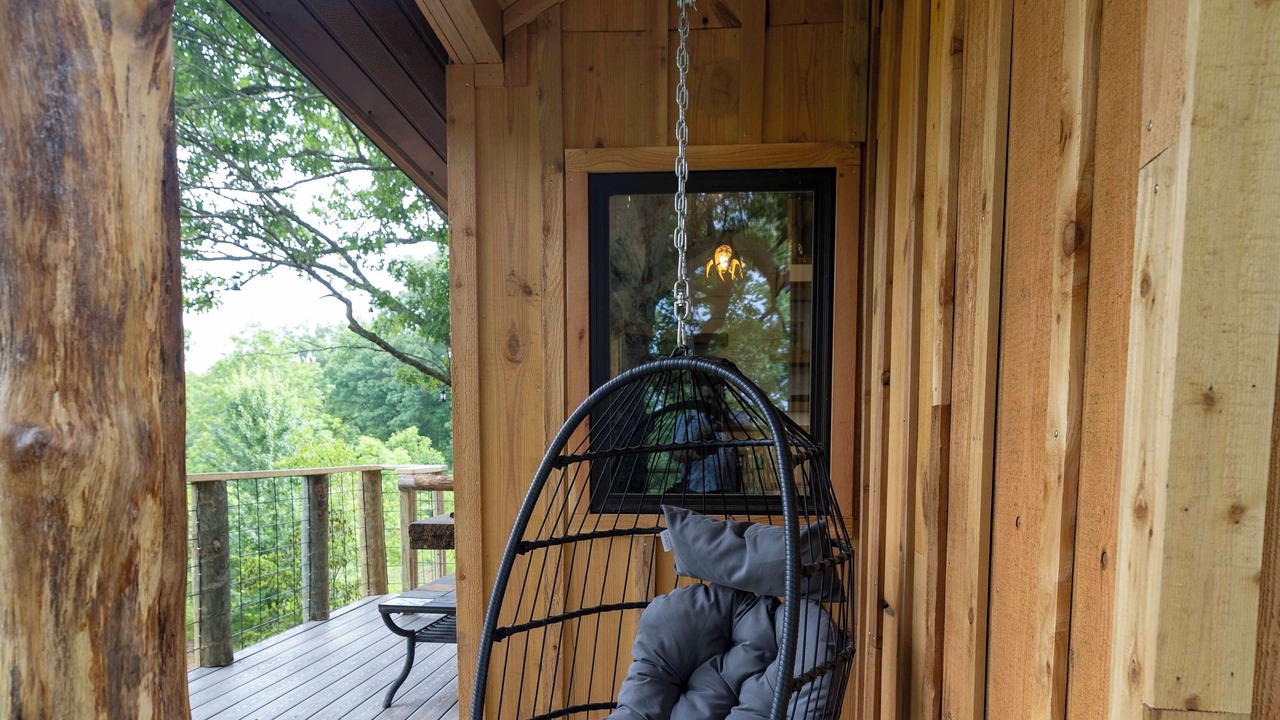 Photo of Patio Balcony in West Siloam Springs