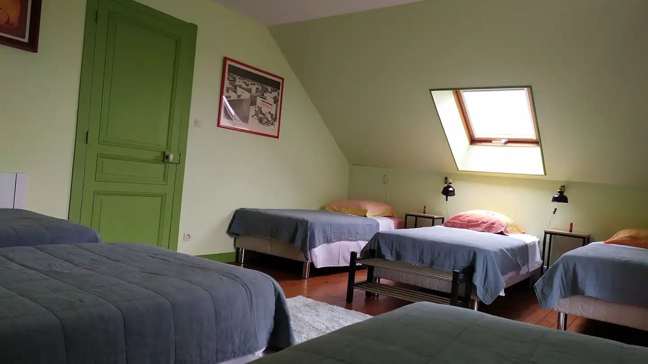 Photo of Bedroom in Vingt-Hanaps