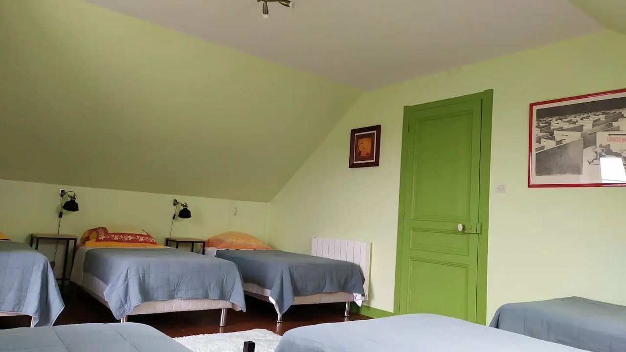 Photo of Bedroom in Vingt-Hanaps